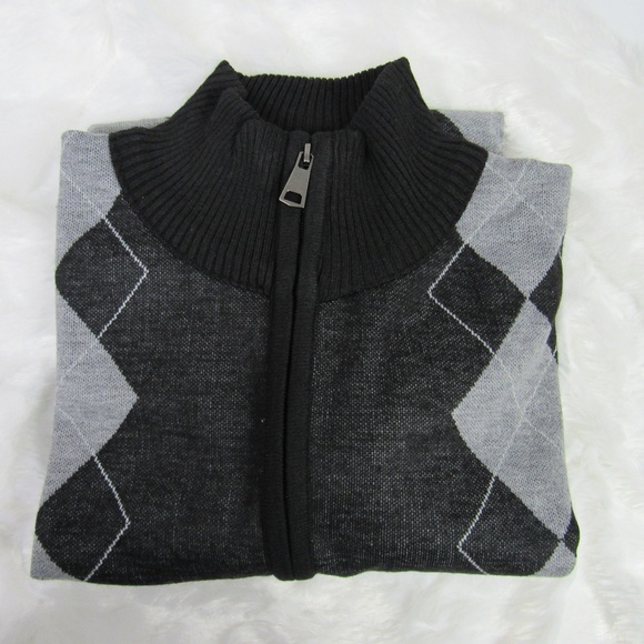 Store 68 Diamond Plaid Pattern Sweater - Picture 1 of 5